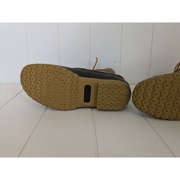 L.L. Bean Women's Bean Boots 8"-size 7M-Tan/Brown-Waterproof - Picture 6 of 10